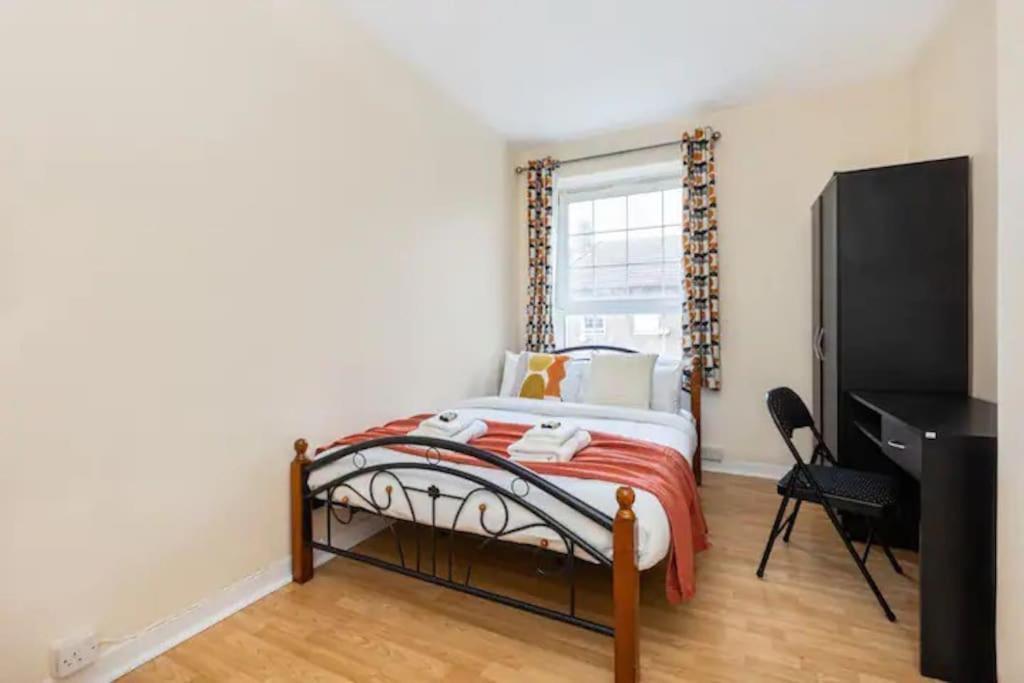 伦敦Tranquil 1Br In South Bank With Onsite Parking公寓 外观 照片