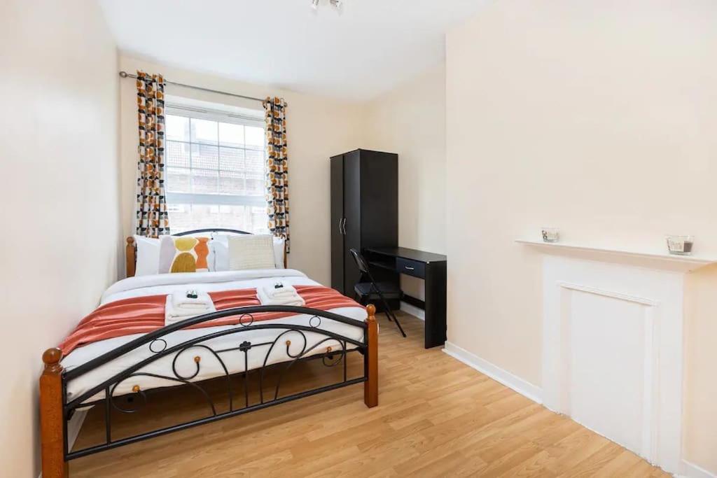 伦敦Tranquil 1Br In South Bank With Onsite Parking公寓 外观 照片